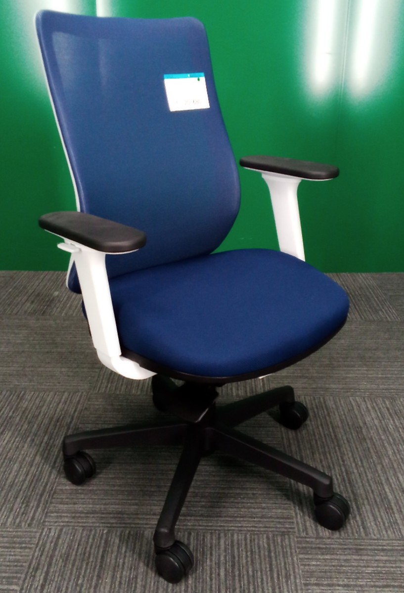 AICO　オフィスチェア　OA-3200肘付き